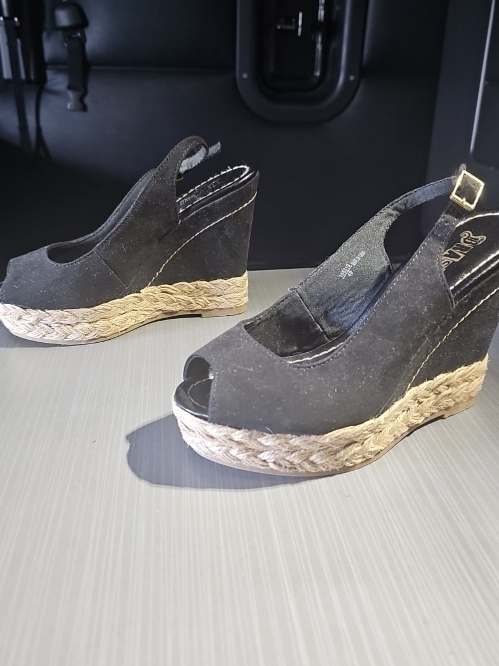 BRASH Black Suede Peep Toe Sling Back Wedge Shoes Women's 5 Excellent PreOwned